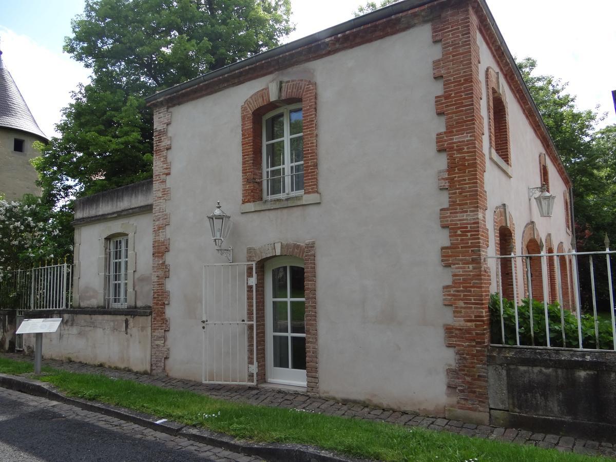 Chateau Mesny Vic-sur-Seille Exterior photo